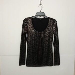 Women's Karen Kane scoop neck top with animal print size small